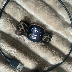 Fitbit Versa 4