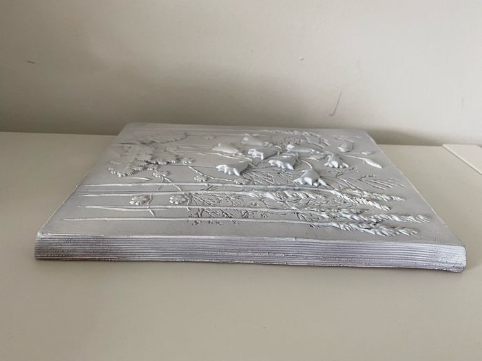 Gorgeous vintage ceramic wall plaque