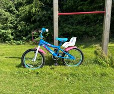 Kids bike, excellent condition