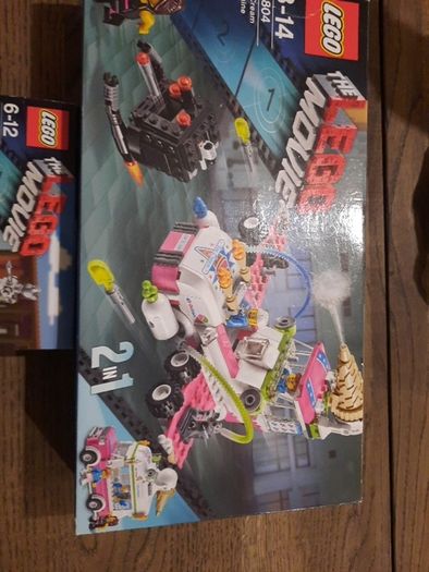 lego movie 70800 and 70804