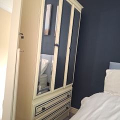 freestanding wardrobe