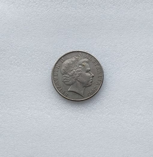 Australia : 2005 - Commemorating The 60th Anniversary of The End of WW2 , 20c and 50c Coins