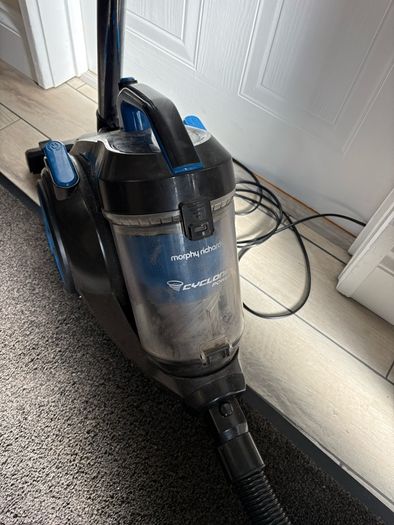 Morphy Richards Bagless Cylinder Vacuum Cleaner