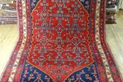 Beautiful Oriental Vintage Carpet/Rug.
