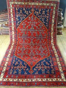 Beautiful Oriental Vintage Carpet/Rug.