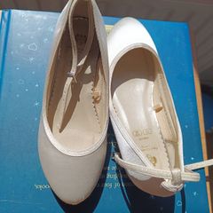 Children's shoes