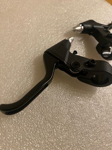 BRAND-NEW 2pc Mountain bike Brake lever Bicycle Cycling
