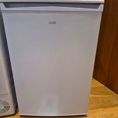 Undercounter freezer