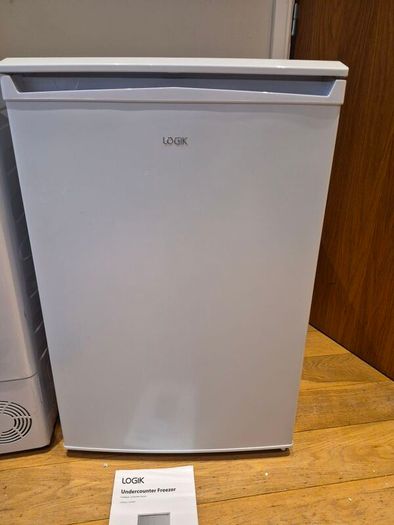 Undercounter freezer