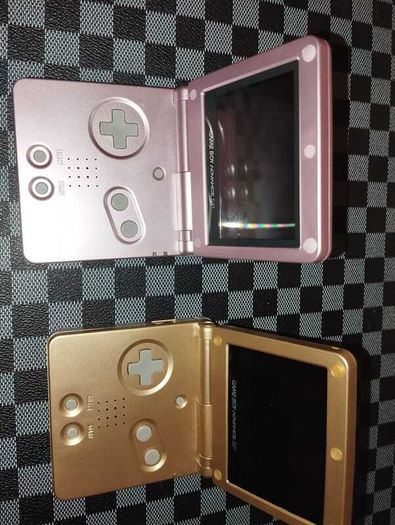 Nintendo Game Boy Collection Original, Pocket, Color, Advance & SP