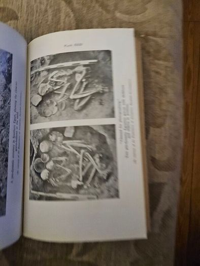 Digging Up The Past. By Sir Leonard Woolley. 32 Illustrations.  Paperback In Good Condition.  See Photos For Same.