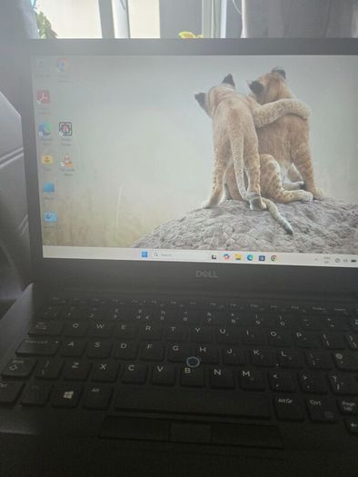 Dell laptop  latitude 7490