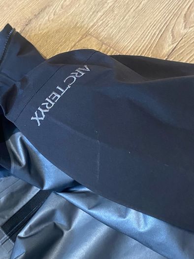 Arcteryx beta SL jacket Men's XS