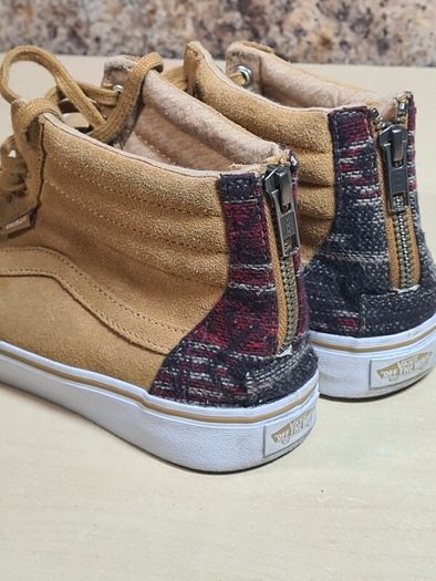 boys junior VANS SK8 HI MTE trainers SKATE SHOES hi tops beige mustard Size UK 5.5 EU 38.5