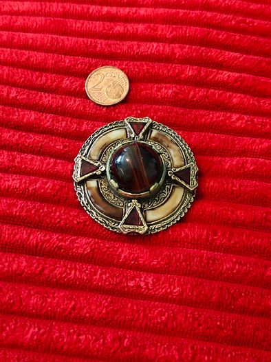 Costume Celtic Style Brooch - Nice Quality (CS12)