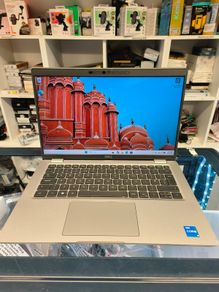 Touch Screen Dell Latitude 5420 - 14" Laptop, Intel Core i5 1145G7 (11th Gen) 2.6GHz, 8GB DDR4, 256GB SSD, Thunderbolt 4, HDMI, Webcam, Windows 11 Pro