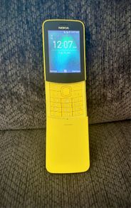 Nokia 8110 4G (Banana Phone)