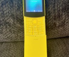 Nokia 8110 4G (Banana Phone)