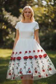 White Dress with Red Roses Size 18
