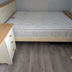 King Size Bed & Mattress