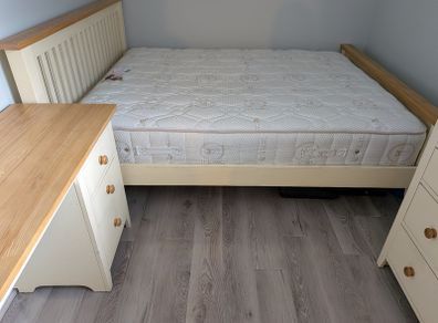 King Size Bed & Mattress