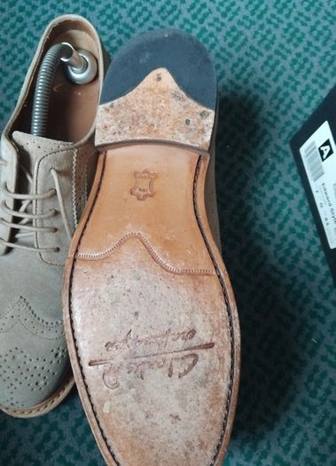 clarks suede brogues