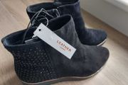 Savida Black Leather Boots with Decorative Studs