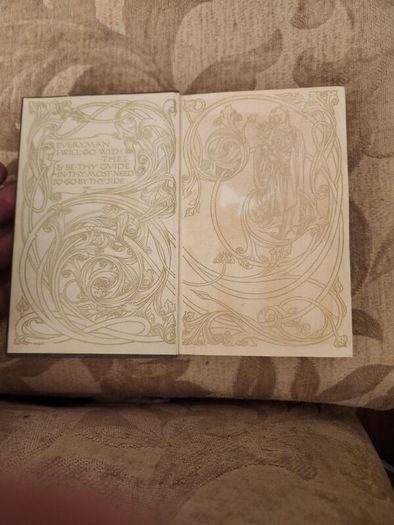 Captains Cooks Voyage Of Discovery.  Edited By Ernest Rhys. Published  By Everymans Library. 1915 Hardback In Good Condition. 37.