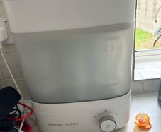 Philips Avent Premium Electric Steam Steriliser and Dryer