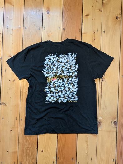 Pigeon t-shirt, size M