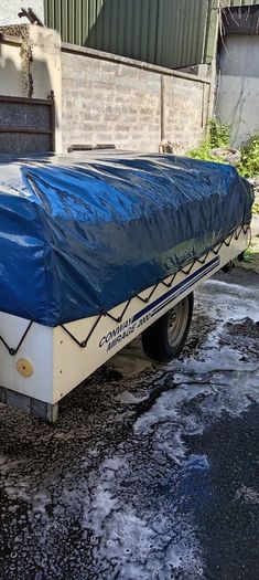 Trailer Tent