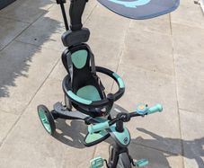 Globber 4-in-1 trike