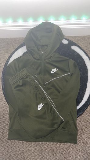Nike Kids Sportswear Repeat PK Full Zip Jacket Kids Medium Khaki Green