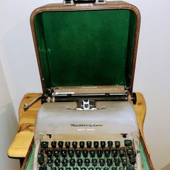 vintage Remington Typewriter