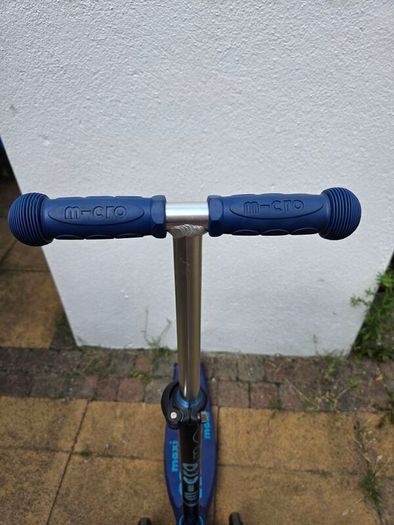 Maxi micro scooter blue 3 wheels