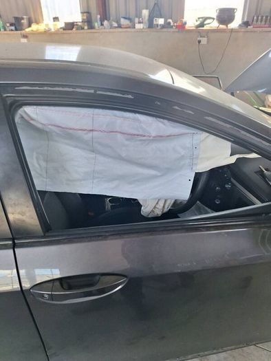 2015 Toyota corolla for breaking