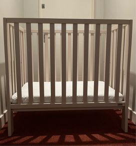 Mamas and Papas Compact Baby Cot
