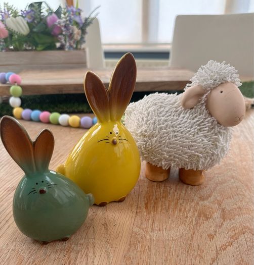 Lovely bundle of Easter/Spring ornaments/decor