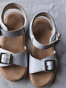girls sandles (size 10, clarks)