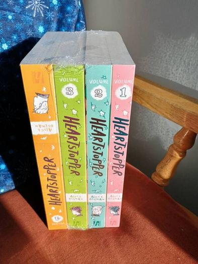 Heartstopper book set