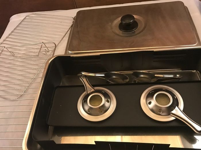 Stainless steel smoking grill