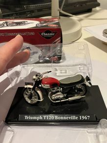 model triumph