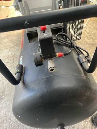 200 L air compressor