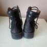Black boots Image 4