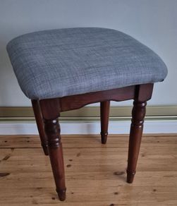 stool