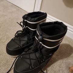 Snow boots Brand New
