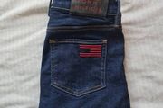 Tommy hilfiger Harlem hw ultra skinny jeans Size 26/30 zip fly in like new condition