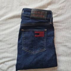 Tommy hilfiger Harlem hw ultra skinny jeans Size 26/30 zip fly in like new condition