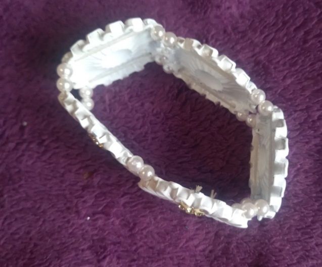 Daisy bracelet costume jewellery