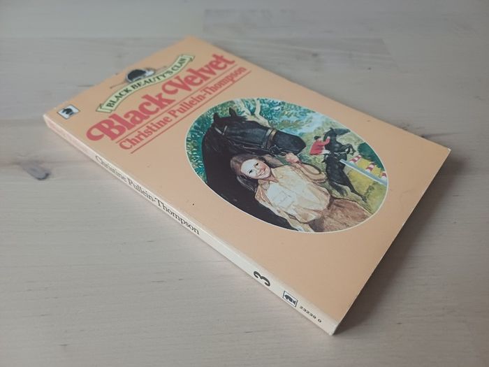 Classic Children's Illustrated Vintage Book Collection x 9